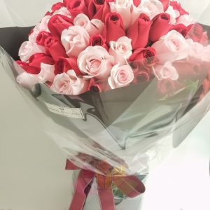 126 roses (imported Kenyan roses are used)