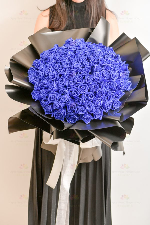 Special day (99 twinkling blue roses)