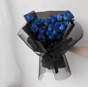 Love story (18 dark blue roses) (imported roses)