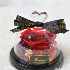 One-hearted Preserved Flower Rose Arrangement (red without lights) (Must be purchased together with a flower bouquet to enjoy this special offer) • The offer is limited to one exchange per person.